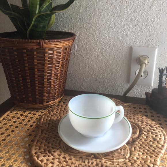 Vintage Hazel Atlas Moderntone Platonite White With Green Stripe Cup - Picture 3 of 10